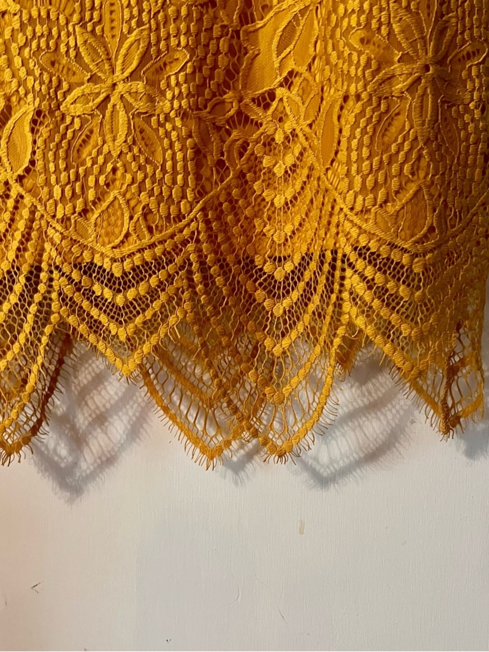 NWT Sharagano Midi Golden Yellow Lace Sheath Dress - Picture 11 of 11